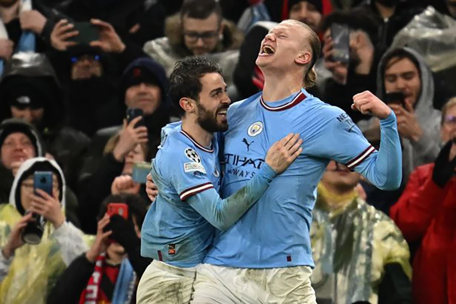 Erling Haaland và Bernardo Silva đều có tên trên bảng điểm của Man City. ẢNH: GETTY