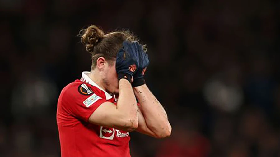 Sabitzer ghi hai bàn nhưng vẫn ôm đầu thất vọng vì cuối cùng MU không thể giành chiến thắng trước Sevilla. ẢNH: GETTY Sabitzer ghi hai bàn nhưng vẫn ôm đầu thất vọng vì cuối cùng MU không thể giành chiến thắng trước Sevilla. ẢNH: GETTY