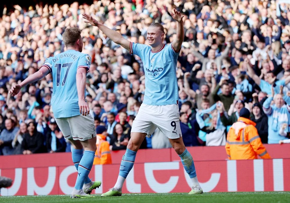 Haaland lập cú đúp vào lưới Leicester City. ẢNH: GETTY