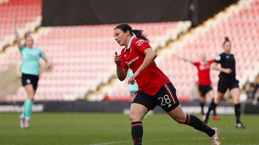 Rachel Williams ăn mừng sau khi cô ghi bàn thắng quyết định cho MU. ẢNH: GETTY