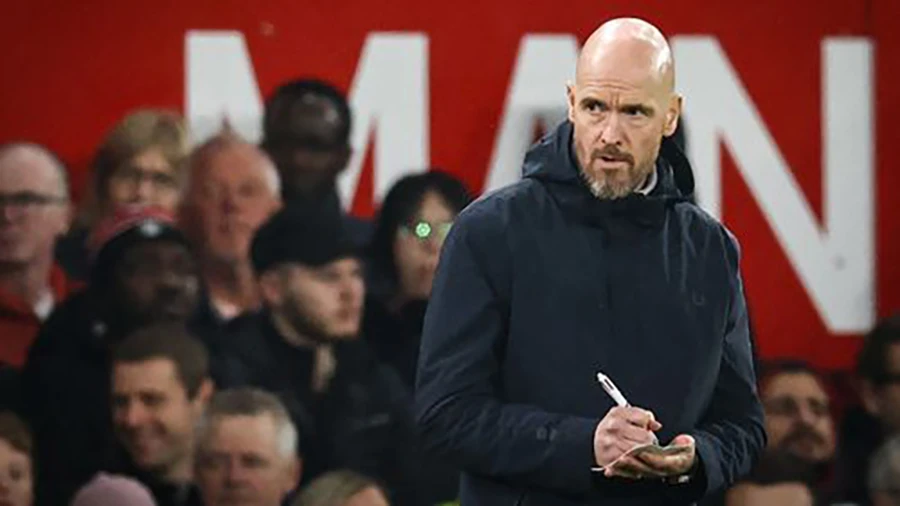 Ten Hag đang tính toán cho kỳ chuyển nhượng nhiều biến động tại MU. ẢNH: GETTY Ten Hag đang tính toán cho kỳ chuyển nhượng nhiều biến động tại MU. ẢNH: GETTY
