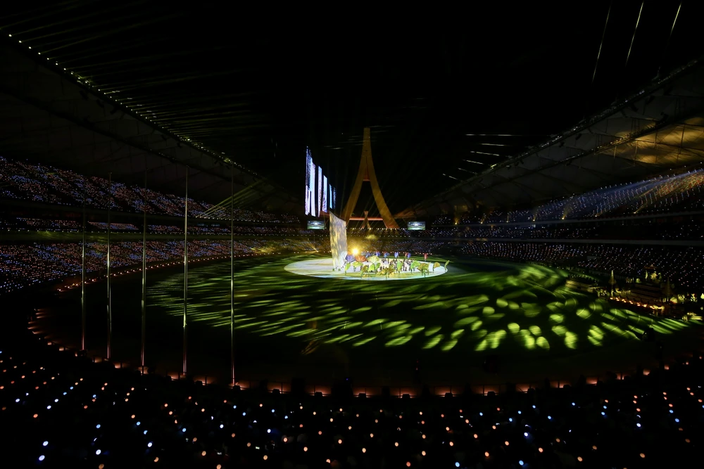 Lễ khai mạc SEA Games 32 chính thức bắt đầu vào lúc 19h.