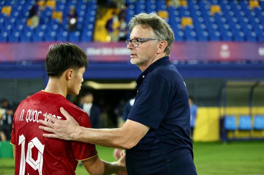 HLV Philippe Troussier có toan tính gì cho trận gặp Thái Lan? ẢNH: ANH PHƯƠNG