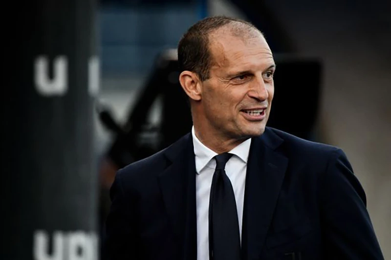 HLV Allegri bất lực trong việc giúp Juventus giành vé dự cúp châu Âu sau những trận thua và án phạt. ẢNH: GETTY