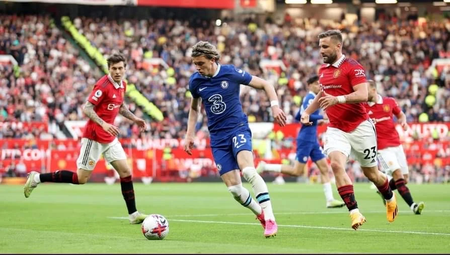 Chelsea thi đấu rời rạc và không có liên kết giữa các tuyến. Ảnh: Getty