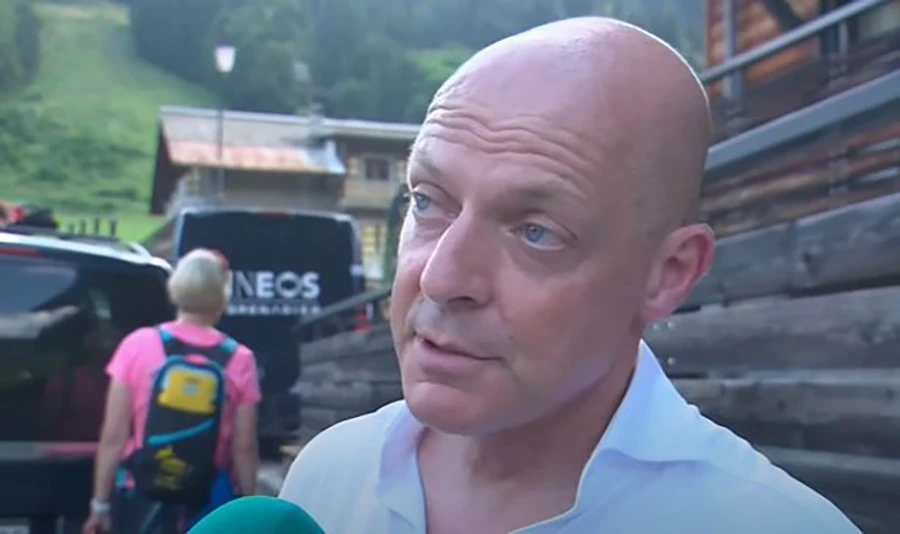 Sir Dave Brailsford là "cánh tay phải" của Sir Jim Ratcliffe. ẢNH: ITV