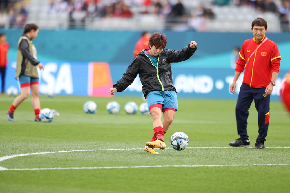 Nỗ lực quả cảm của tuyển nữ Việt Nam trước nhà vô địch thế giới ảnh 20