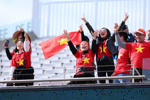 Nỗ lực quả cảm của tuyển nữ Việt Nam trước nhà vô địch thế giới ảnh 13