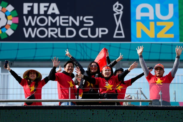 Nỗ lực quả cảm của tuyển nữ Việt Nam trước nhà vô địch thế giới ảnh 11