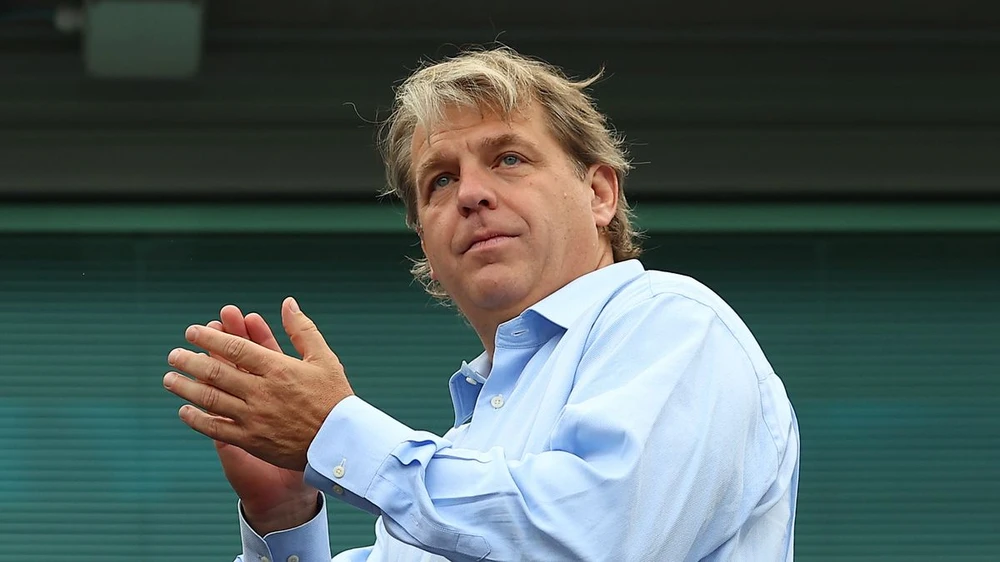 Sau khi chi tiền vô tội vạ, ông chủ Chelsea Todd Boehly phải bán hàng loạt ngôi sao để cân bằng tài chính. ẢNH: GETTY