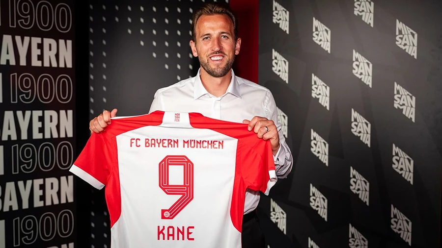 Bayern Munich ước tính áo đấu số 9 của Harry Kane sẽ cháy hàng và giúp đội thu về 100 triệu bảng Anh. ẢNH: GETTY
