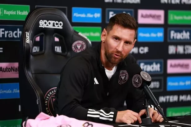 Messi lần đầu tiên trả lời họp báo tại Mỹ sau khi gia nhập Inter Miami. ẢNH: GETTY Messi lần đầu tiên trả lời họp báo tại Mỹ sau khi gia nhập Inter Miami. ẢNH: GETTY