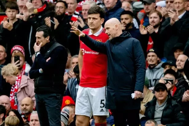 Dù nói rất vui khi Maguire ở lại nhưng Ten Hag đã loại Maguire khỏi đội hình MU đối đầu với Tottenham. ẢNH: GETTY
