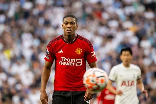Ten Hag sẵn sàng đẩy Martial rời MU. ẢNH: GETTY