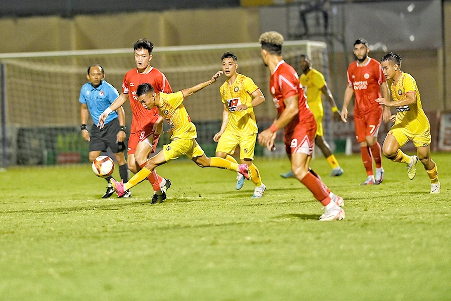 Thanh Hóa và Viettel trong trận chung kết và chủ nhà Thanh Hóa đã đăng quang Cúp Quốc gia trên sân nhà sau loạt luân lưu. Ảnh: HẢI THỊNH