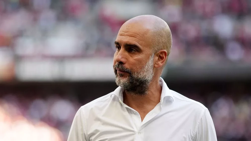 Pep Guardiola phải phẫu thuật khẩn cấp. ẢNH: GETTY