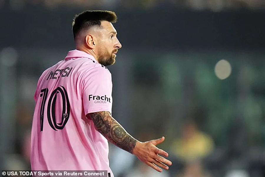 Messi đã làm tất cả nhưng bất lực trước hàng thủ số đông của Nashville. Ảnh: GETTY