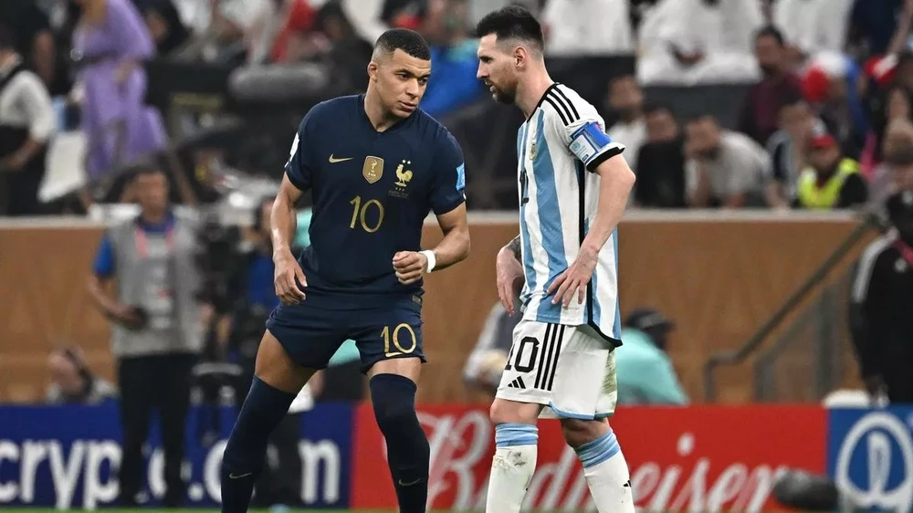 Messi và Mbappe đều từ chối đến Saudi Arabia với mức phí chuyển nhượng và tiền lương kỷ lục thế giới. ẢNH: GETTY