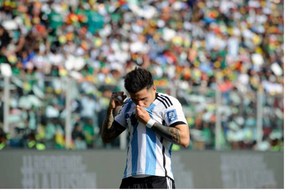 Enzo Fernandez ăn mừng bàn thắng cho tuyển Argentina. Ảnh: GETTY