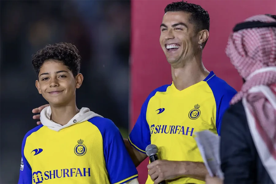al-nassr-cristiano-ronaldo-ronaldo-jr.png