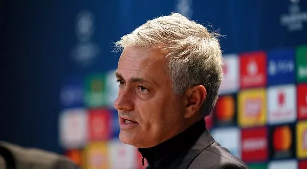 as-roma-jose-mourinho.jpg