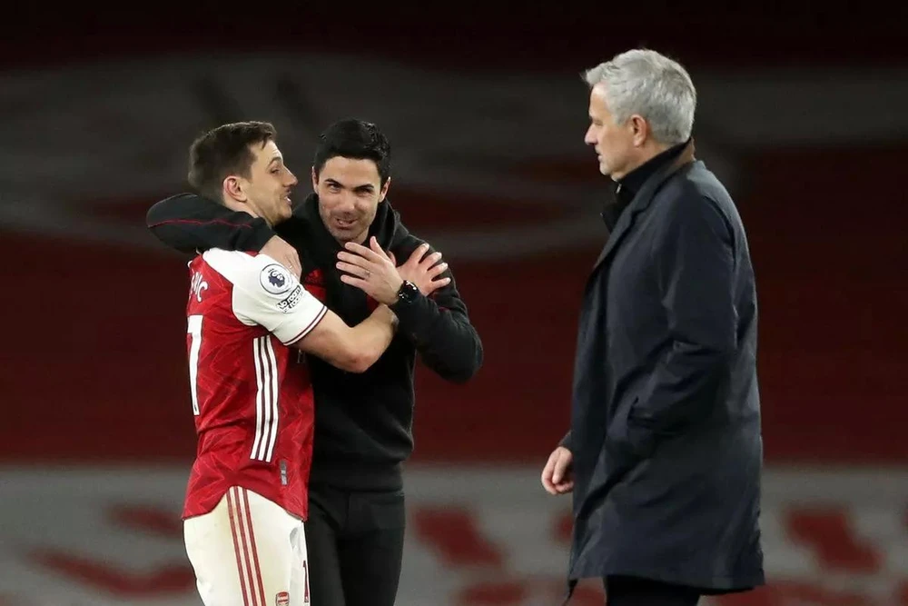 arteta-mourinho.jpg
