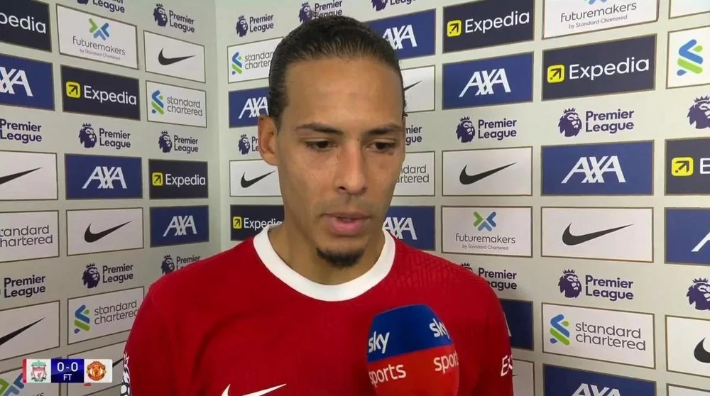VAN-DIJK-LIVERPOOL.jpg