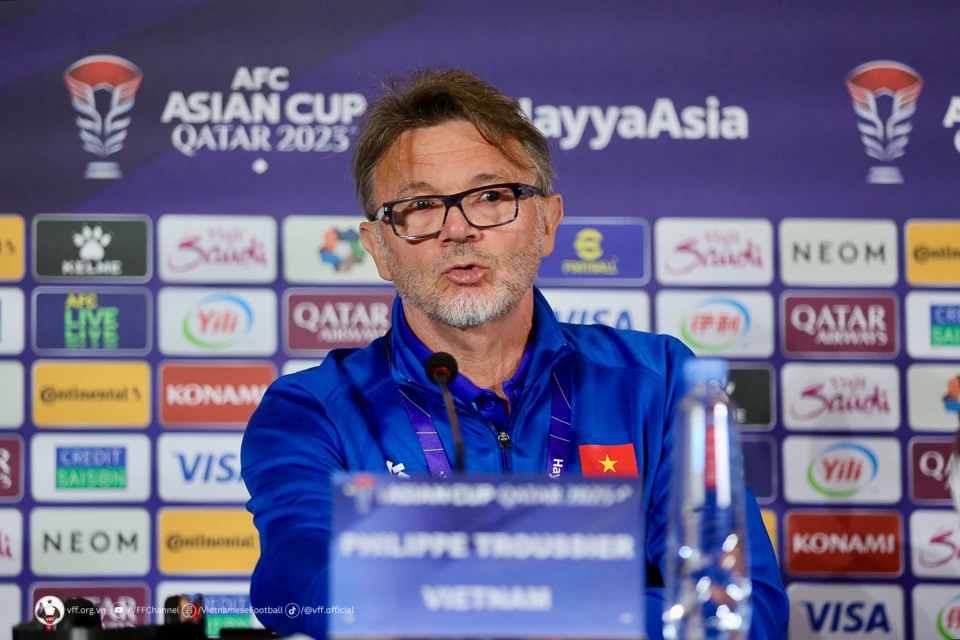 troussier-asian-cup.jpeg