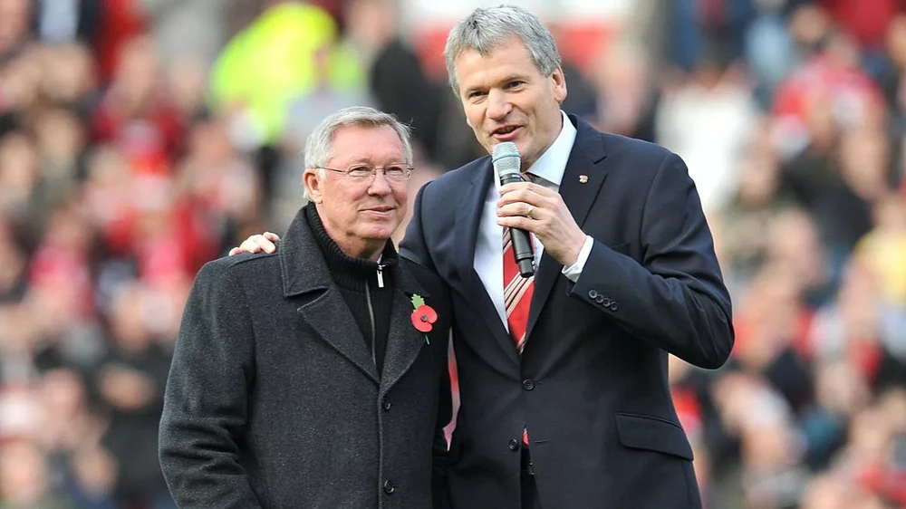 mu-david-gill-sir-alex-ferguson.jpg