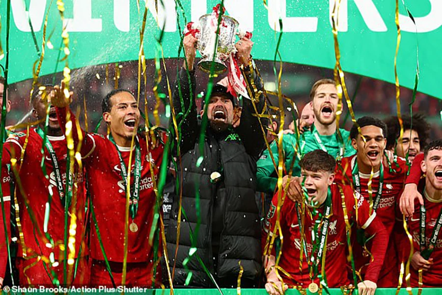 klopp-vo-dich-carabao-cup.jpg