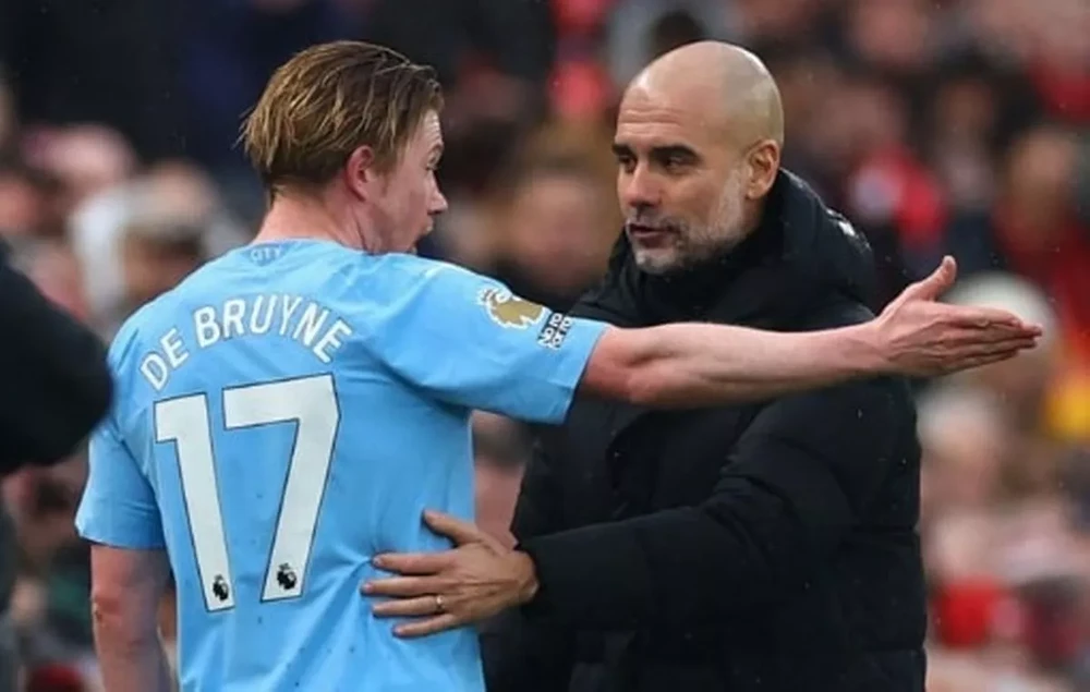 man-city-pep-guardiola-de-bruyne.jpg
