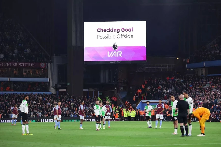 premier league, var