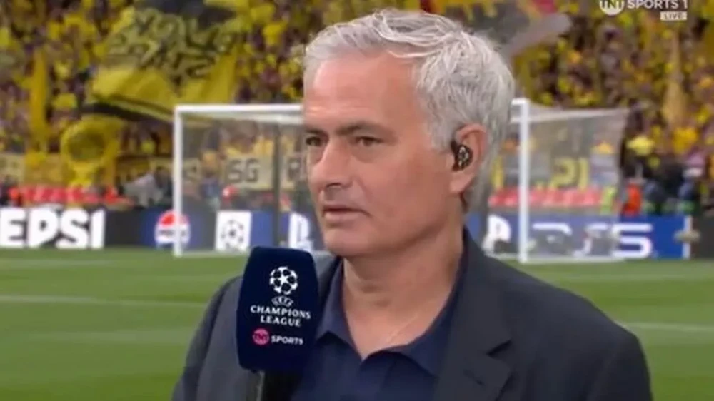 Mourinho kêu gọi FIFA