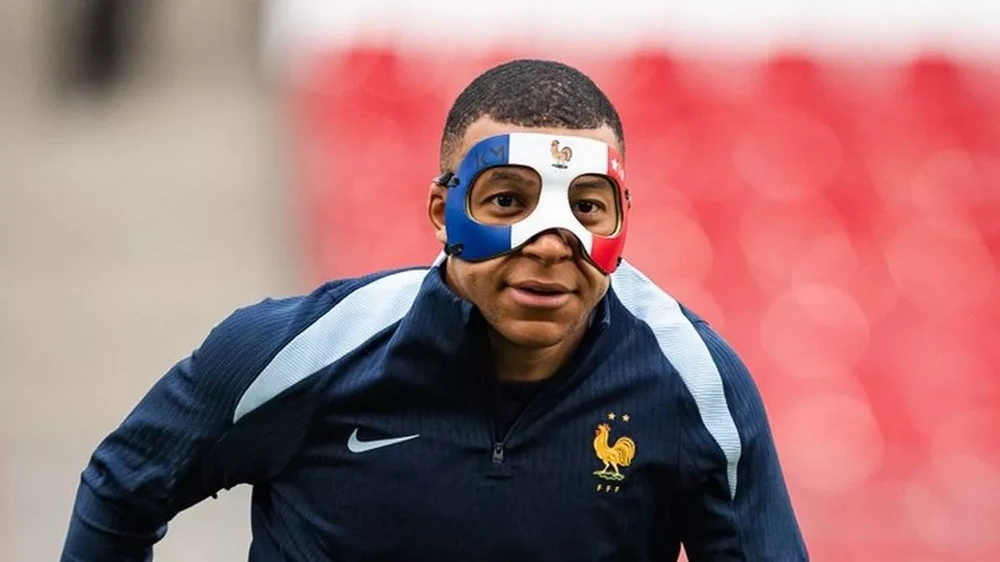 mbappe-euro-2024.jpg