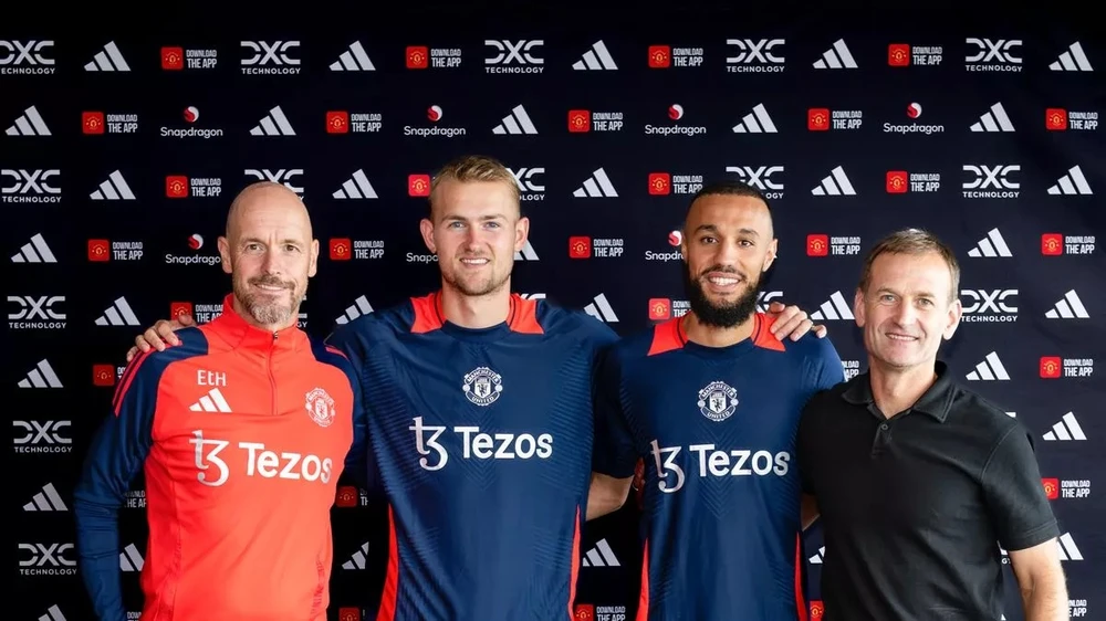 manchester-united-mazraoui-de-ligt.jpg