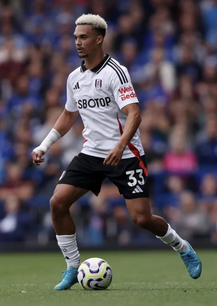 MU để mắt đến vụ chuyển nhượng,MU,Robinson