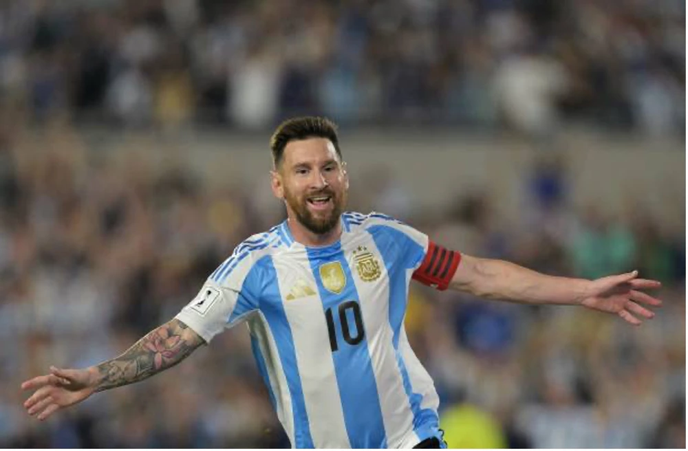 Messi lập hat-trick,Messi