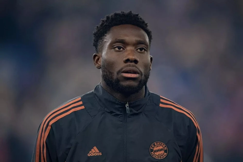 bayern-munich-Alphonso-Davies .jpg
