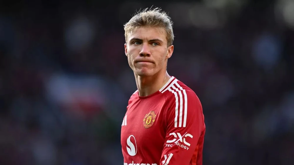 Hojlund nói về tác động to lớn của Nistelrooy