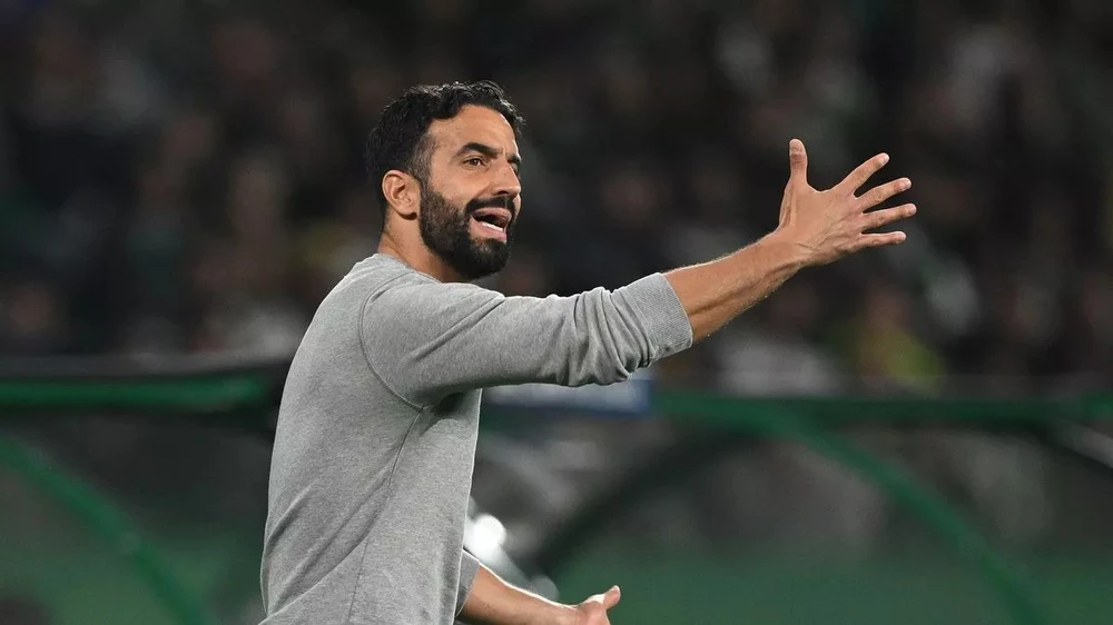 Amorim chịu đòn đầu tiên ở MU,MU,Amorim