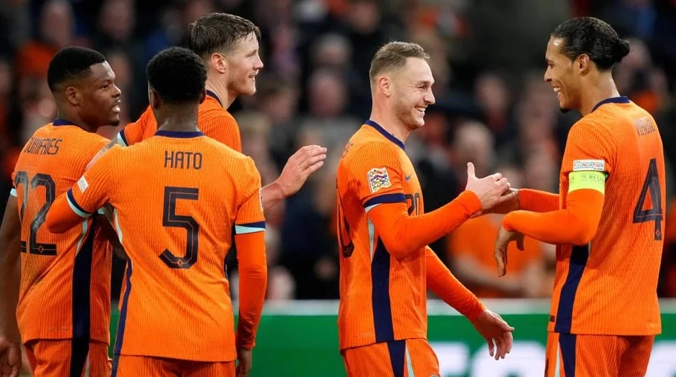 Hà Lan thắng dễ