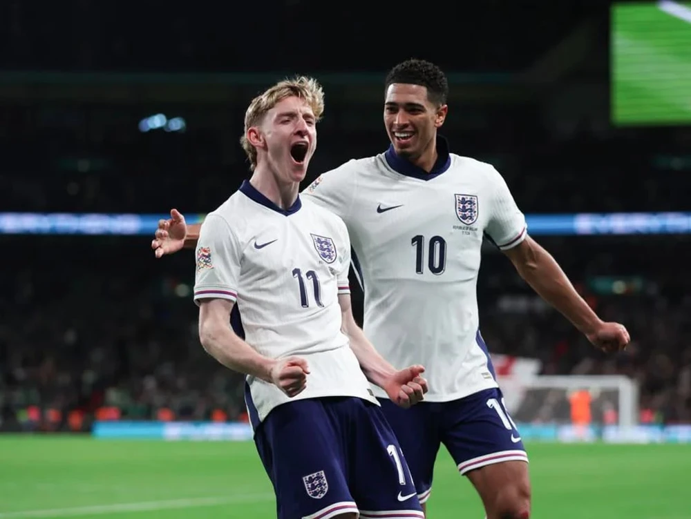 tuyển Anh thắng tưng bừng