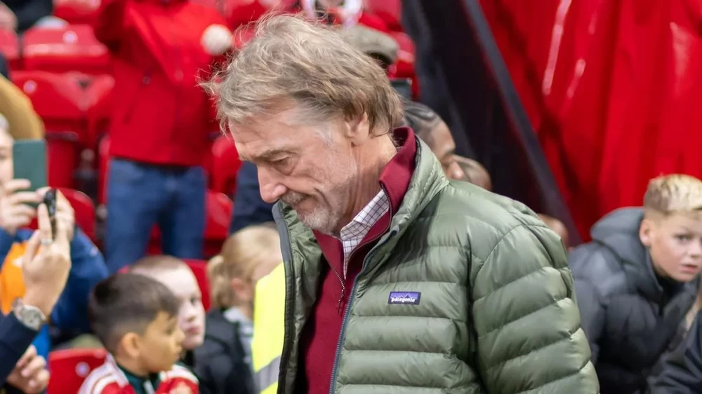 MU gây sốc khi nợ CLB khác 413 triệu bảng Anh,MU