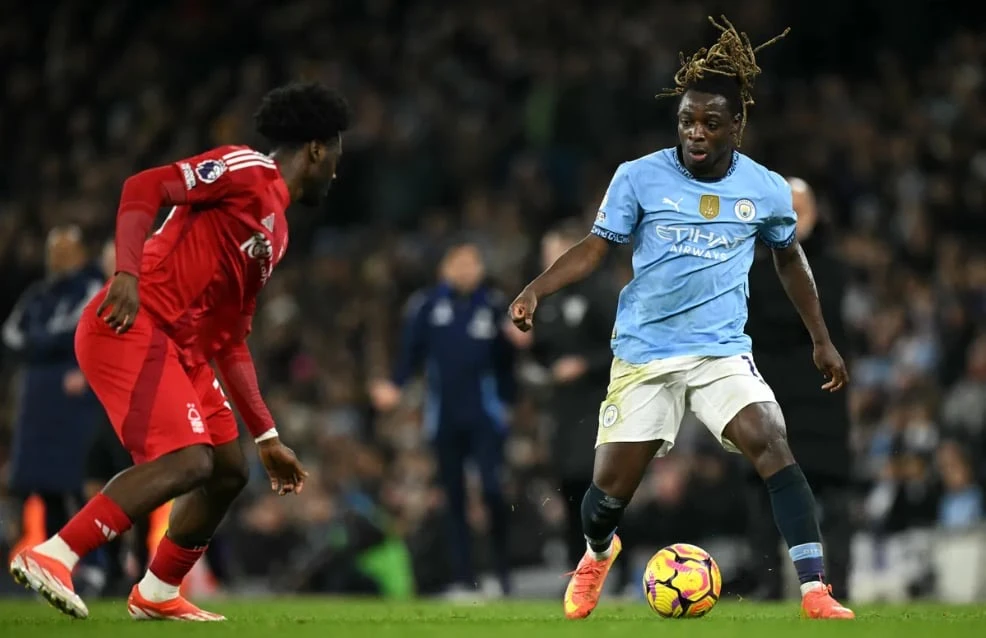 Man City thắng tưng bừng