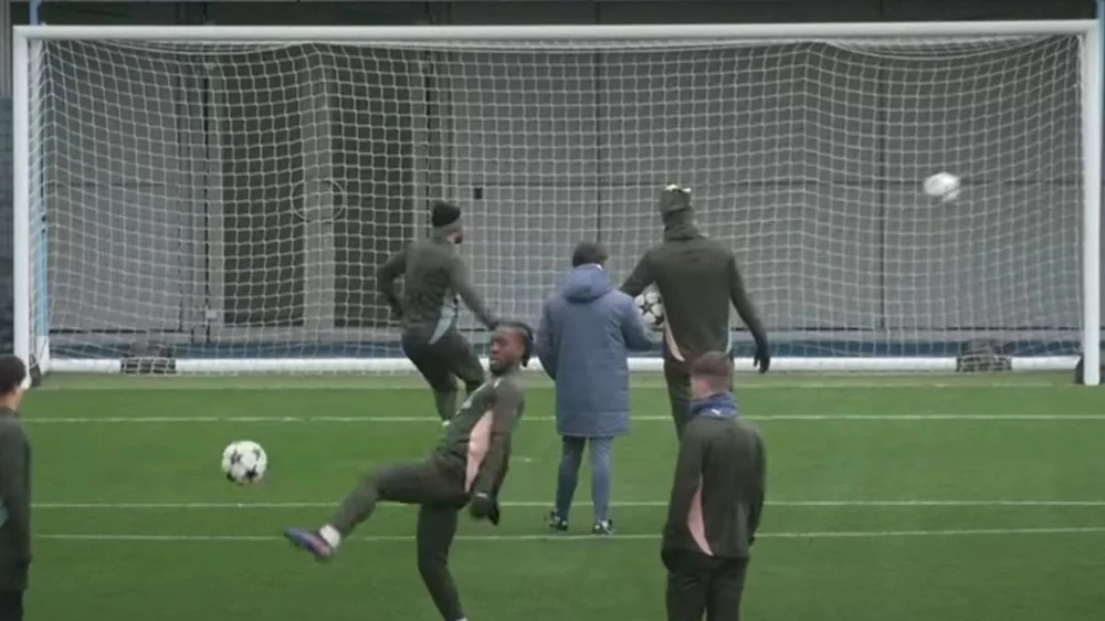 4 ngôi sao của Man City đá hỏng phạt đền,Man City