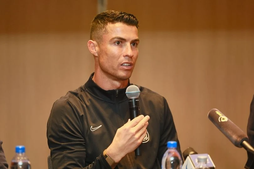 RONALDO-LAM-ONG-CHU-CLB.jpg