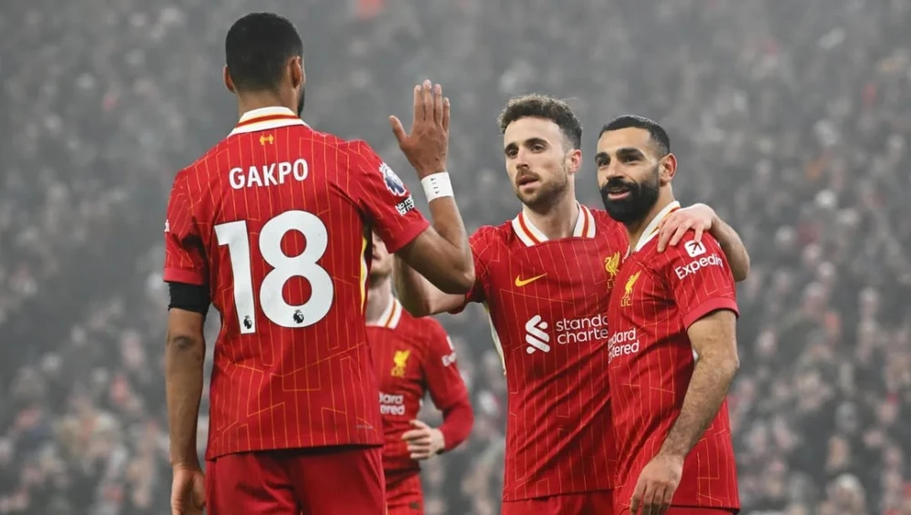 nhấn chìm quỷ đỏ