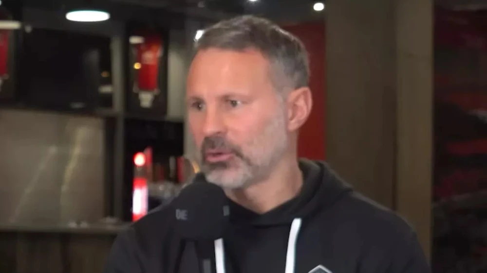 Giggs phá vỡ im lặng về cuộc đối đầu với Man City,Man city,Giggs
