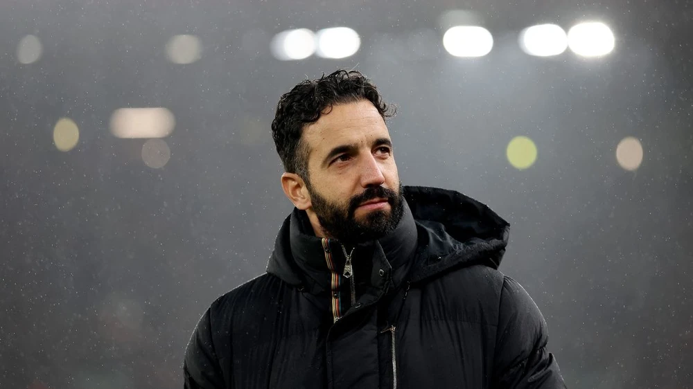 MU đẩy 2 cầu thủ ra đi,MU