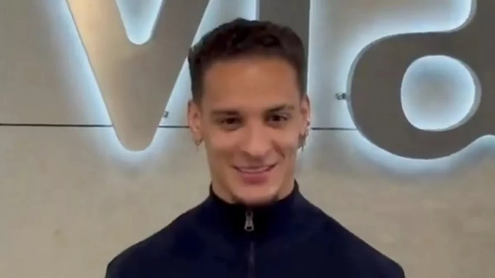 MU xác nhận Antony ra đi,MU,Antony